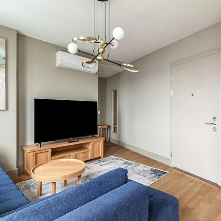 Flat With Panoramic Bosphorus View In Cihangir Istanbul Exterior photo