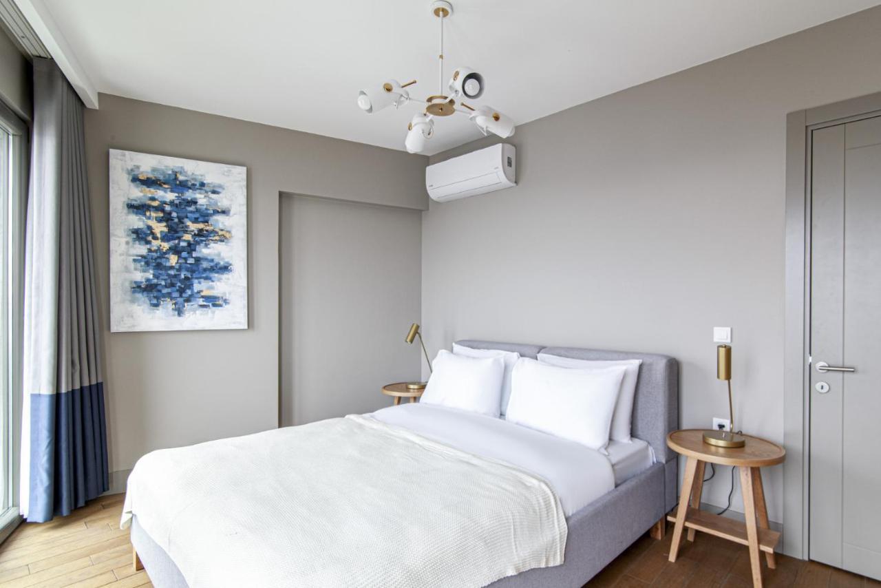 Flat With Panoramic Bosphorus View In Cihangir Istanbul Exterior photo