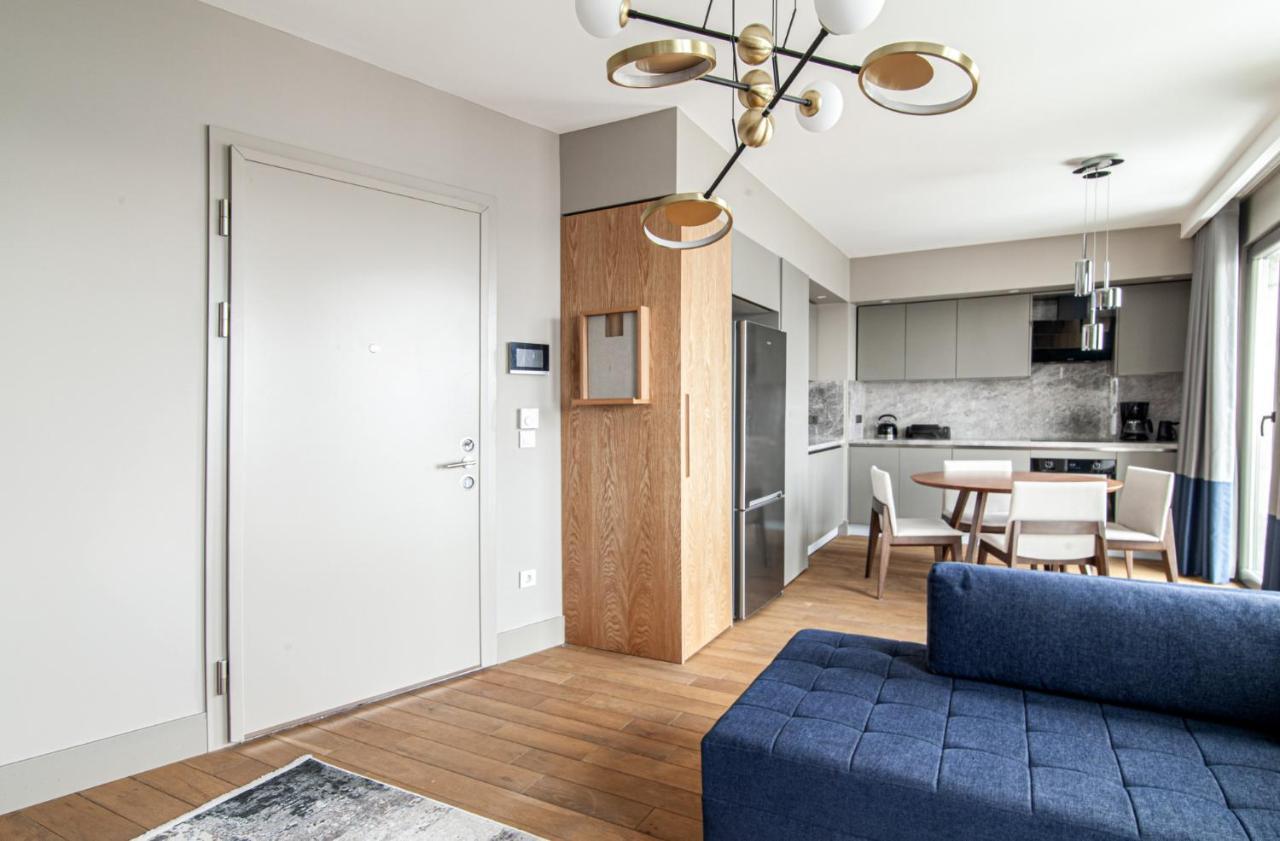 Flat With Panoramic Bosphorus View In Cihangir Istanbul Exterior photo